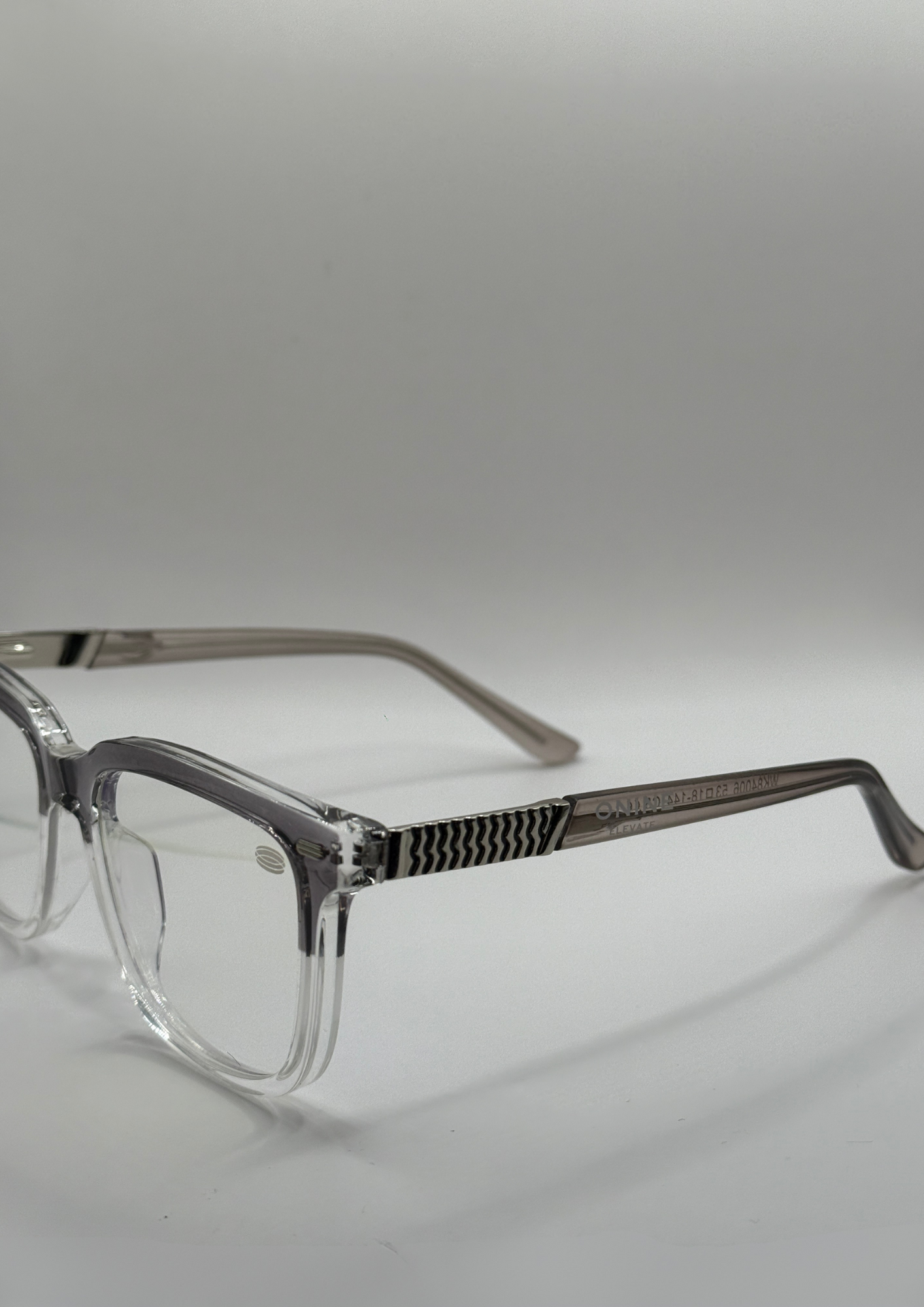 ONINE PRECENCE™ “CRYSTAL”