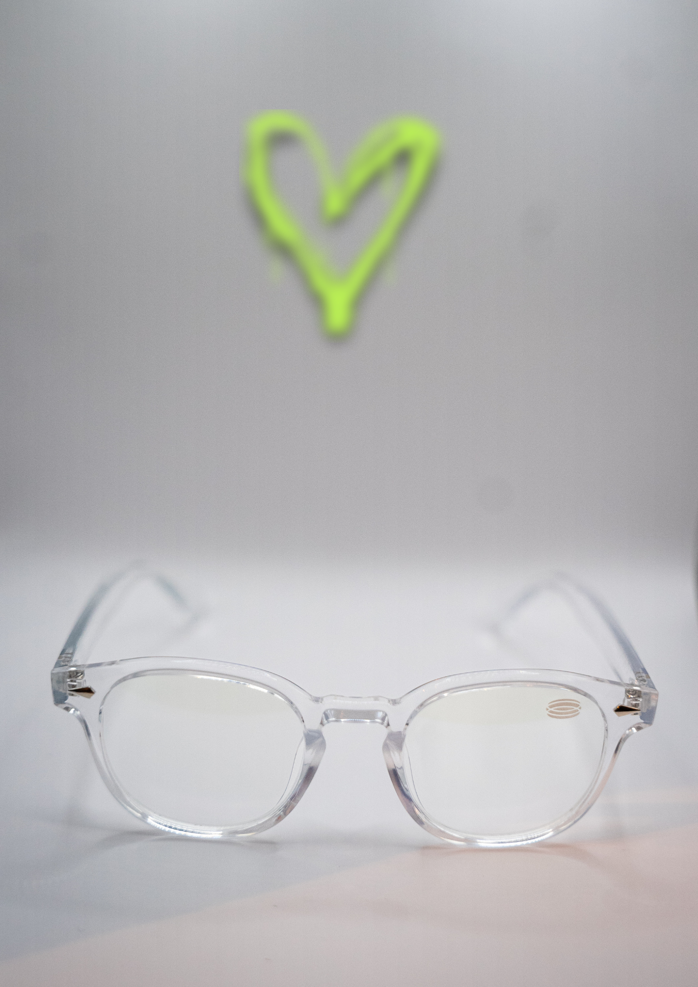 ONINE ESSENCE™ – ''CLEARVUE''